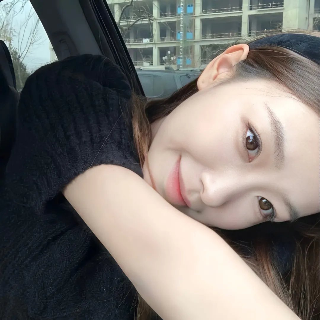 摄影师贝尔蒂与海豚零距离